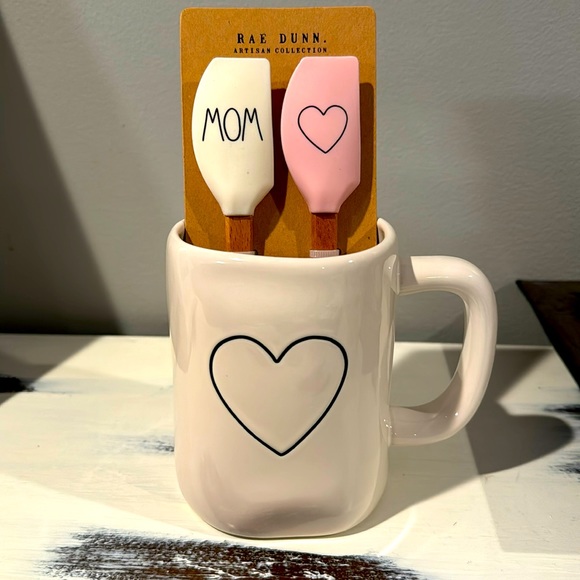 Rae Dunn Other - Rae dunn mug and spatula set